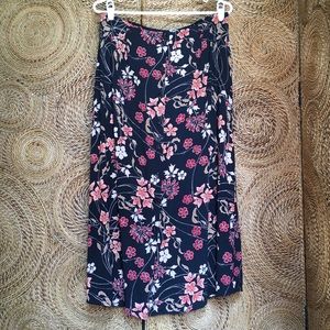 Sag Harbor Skirt M Black w/ Floral & Vines Rayon